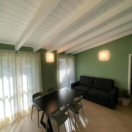 Bellagio Lake Home Apartment *